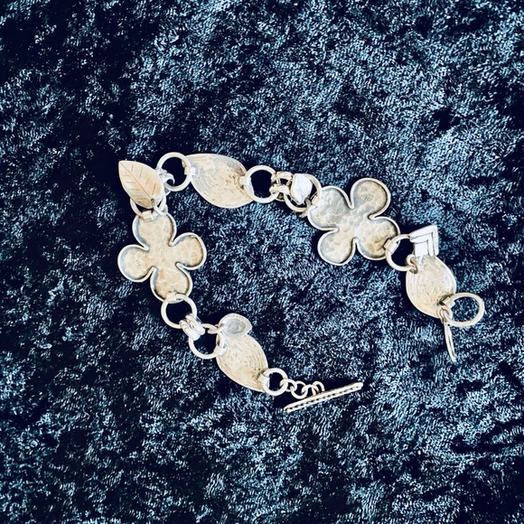 SOLD: Silpada Sterling Clover Bracelet 925 - Picture 7 of 9